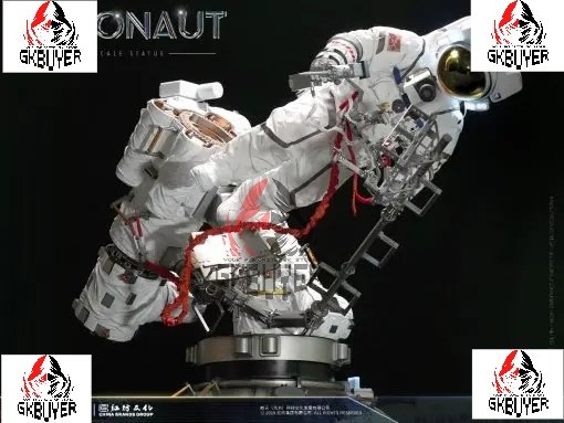 TAIKONAUT Studio - Astronaut 1/4 Statue (Licensed)